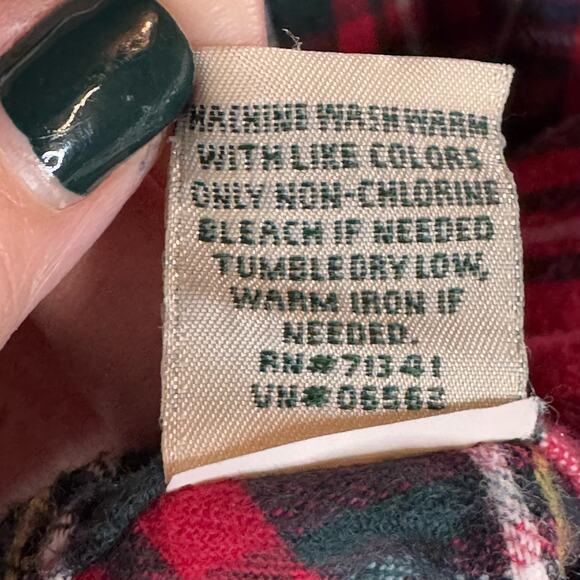 Vintage LL BEAN Flannel Button Down Size M Plaid 100% Cotton Outdoor Hiking Cozy - Picture 8 of 10